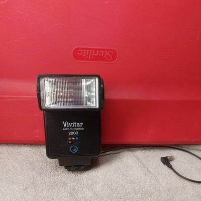 Vivitar Auto Thyristor 2800 Film Camera Flash 