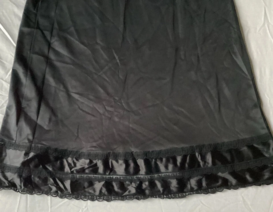 Vestido Completo Lencería De Colección Sears The Doesnt Slip Talla 34 EE. UU. Años 80 Corte Sesgado Encaje Negro Foto 4 de 4