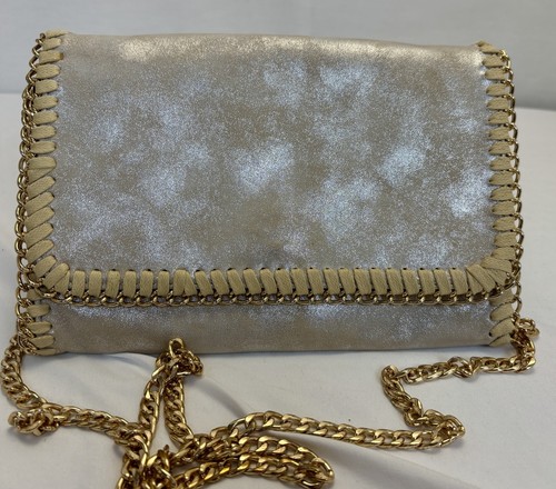 NWT Chelsea 28 Gold Metallic Clutch Crossbody W/ Gold Chain Detail & Handle - Picture 1 of 7