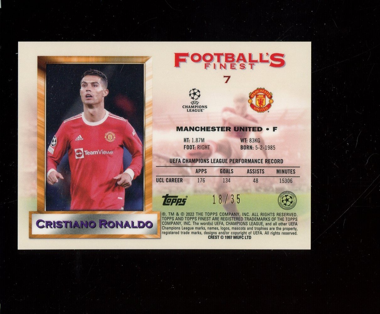 2021-22 Topps Finest Flashbacks Soccer Prism Refractor Cristiano Ronaldo 18/35 view 2