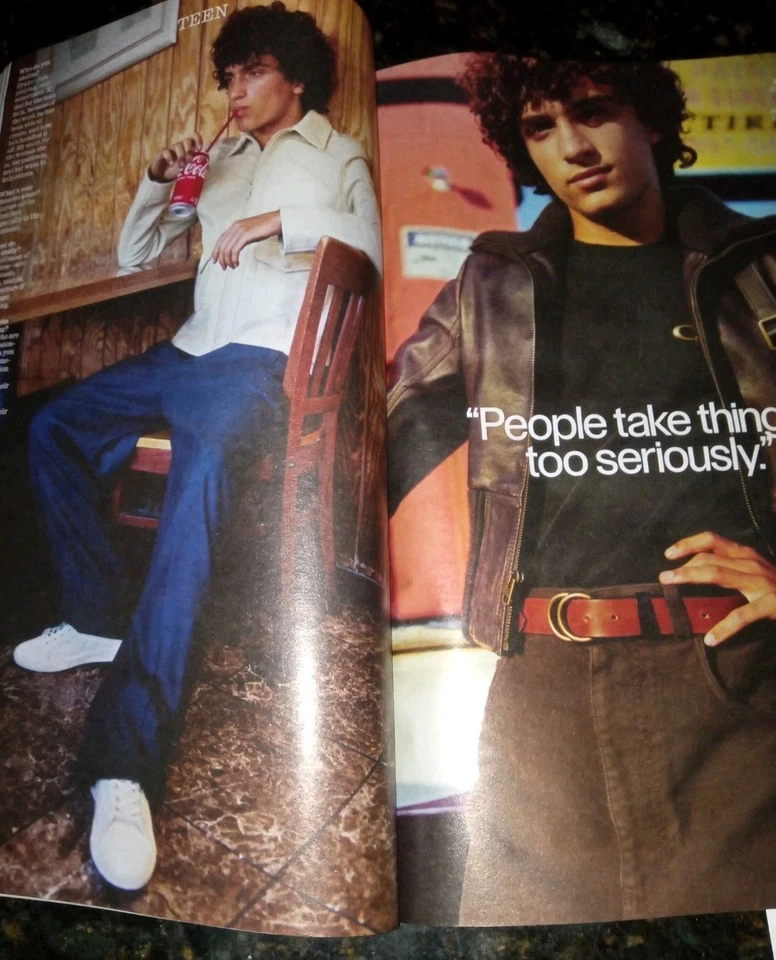 Sabrina Carpenter.. INTERVIEW Magazine #562 Sept 2025~errotic And Deep. Frra S Foto 4 de 4