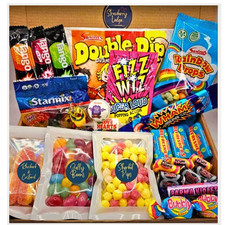 Retro Sweets Gift Box – 18 Varieties | Letterbox Candy Hamper | Gift Present