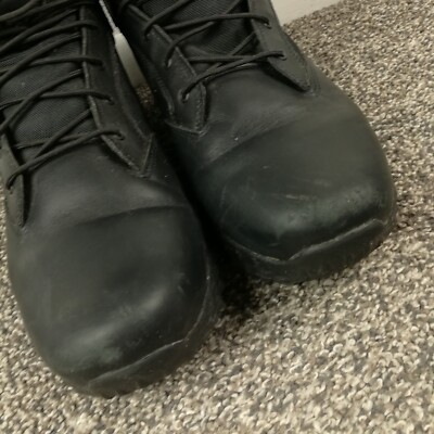 Under Armour UA Stellar TAC Boots Reg 8\