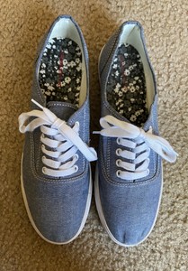 mossimo converse shoes