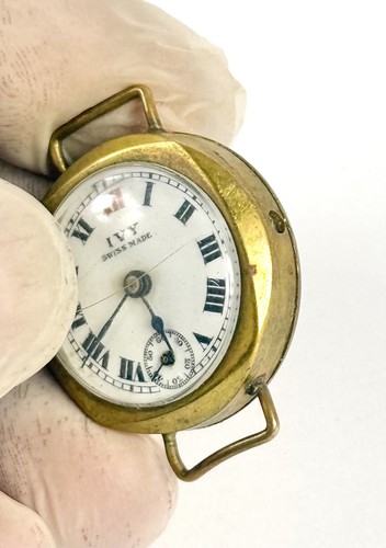 Vintage 1930s IVY Swiss Made Watch Roman Numerals, Blue Steel Hands, Enamel Dial - Picture 4 of 12