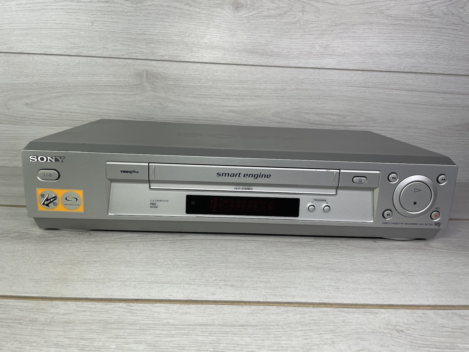 Sony SLV-SE730 VCR Video Cassette Recorder VHS Cassette Tape PAL SLV-SE730G