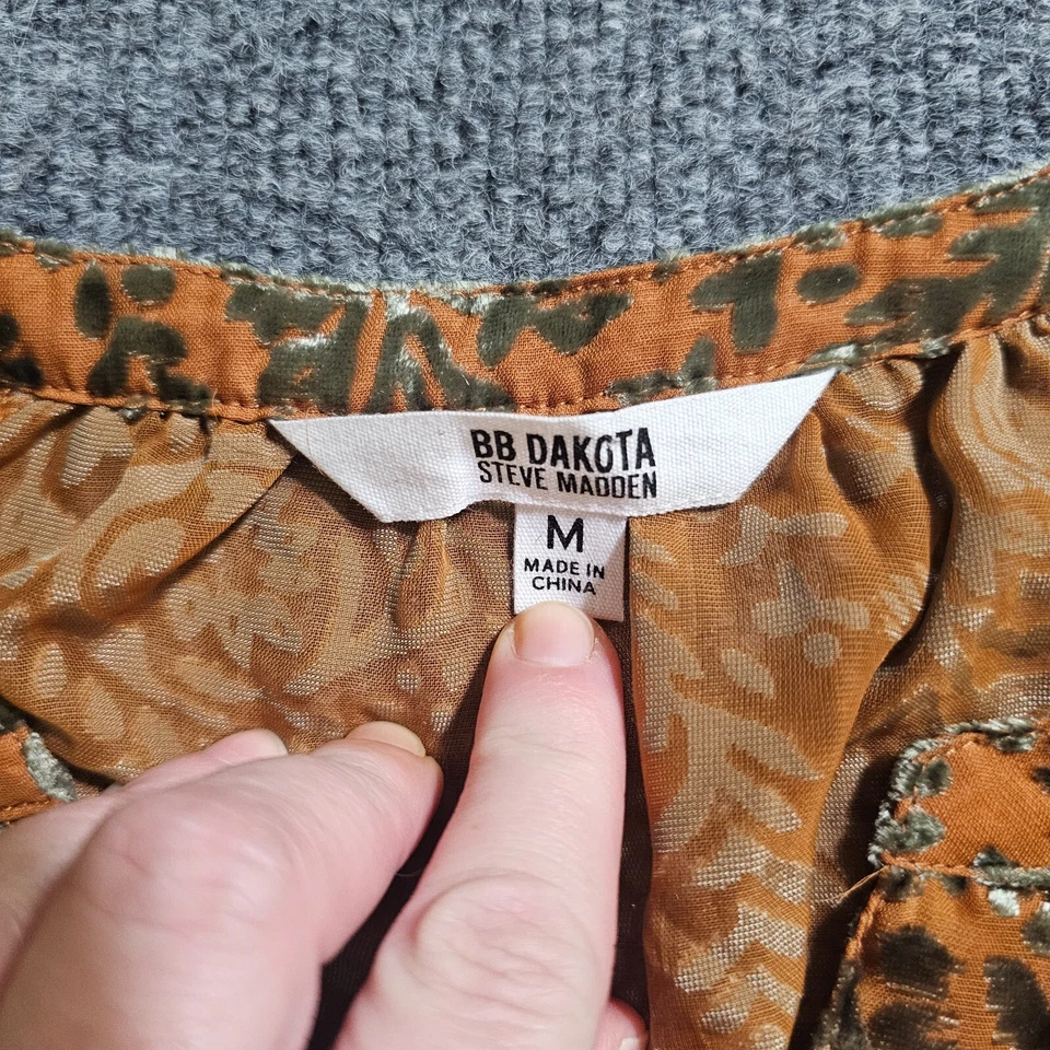 Camisa Top Mujer BB Dakota Mediana Verde Naranja Paisley Terciopelo Manga Corta Informal Foto 3 de 4