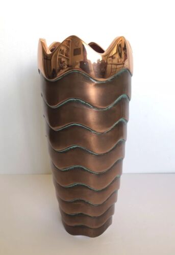 NAMBE-Copper Canyon Collection MT0144 Lisa Smith 9,5" in Wave Design Vase 2009