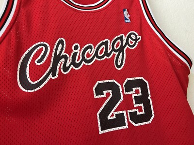 Michael Jordan 1985 ROOKIE JERSEY 1000％ Bearbrick Michael Jordan 1985 Rookie Jersey 1000% Gold Toy