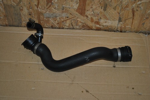BMW E90 E91 E87 M47N2 Wasserschlauch Schlauch Wasserkühler unten Kühlmittelpumpe