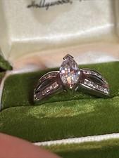 Vintage 925 Sterling Silver Sz 7 Marquise Cz Ring With Cz Accents