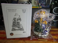 Vintage "Minnesota Vikings Santa" Figurine The Memory Company Christmas New 2001