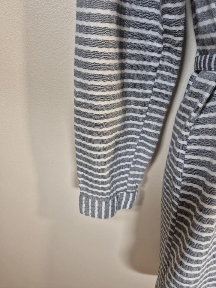 Vestido Camisa Abercrombie & Fitch Manga Larga Botones Corbata Cinturón Rayas, Pequeño, Negro/Blanco Foto 4 de 4