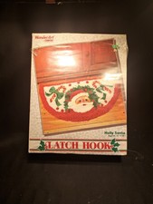 New WonderArt Holly Santa Latch Hook Kit 4577 Makes 33" x 16" Rug