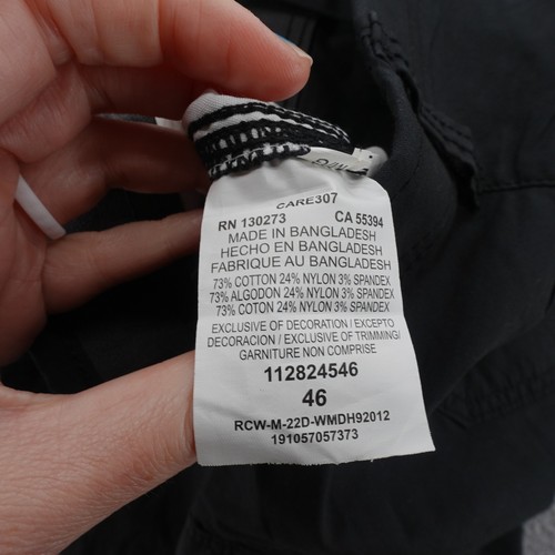 Lee Extreme Motion Cargo Shorts 46 Nero Uomo Elasticizzato Performance NUOVO - Foto 12 di 14