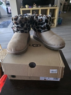 UGG Classic Mini Fluff Quilted Leopard Amphora Boots #270 Size 8 NIB 