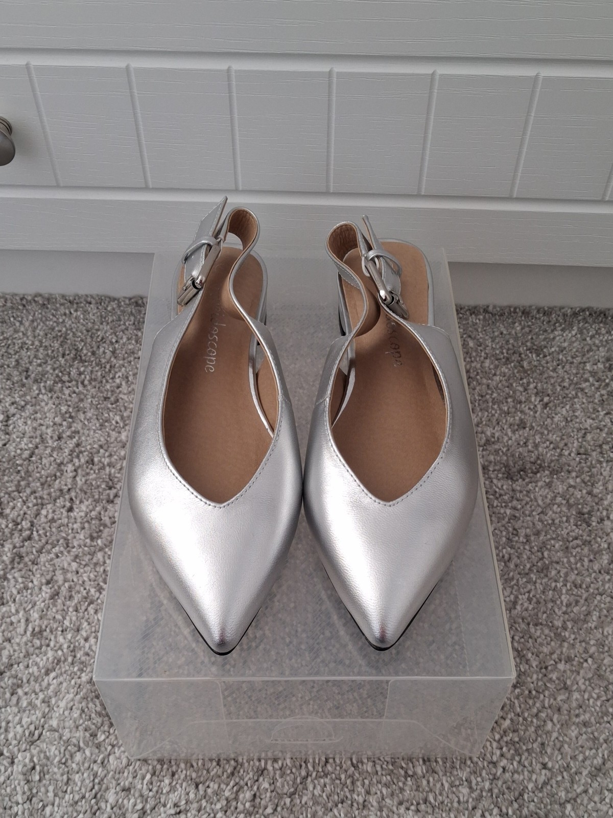 Kaleidoscope Metallic Silver Pointy Slingback Flats Size 5 Not Worn