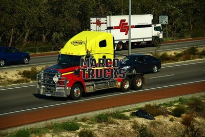LKW Foto Freightliner Century Class tractor Australien rot LINFOX #g8js