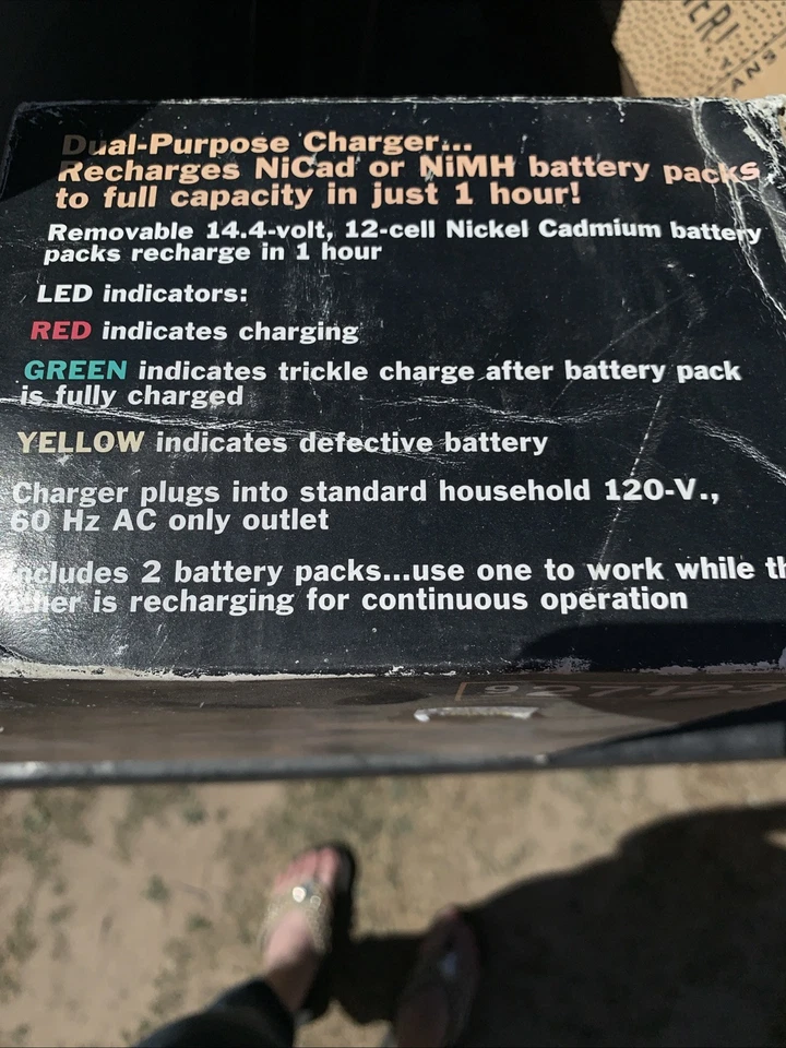 Taladro-atornillador inalámbrico Craftsman 3/8 pulgadas 14,4 voltios Foto 3 de 4