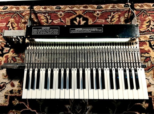 1960 Gulbransen Organ Manual Excellent MiDi Project Or Wall Art With Its LEDs - Picture 10 of 10
