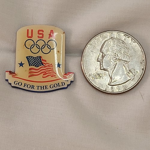 Vintage 1984 Olympics Hat Lapel Pin "Go For The Gold USA" Tie Tack button - Picture 5 of 7