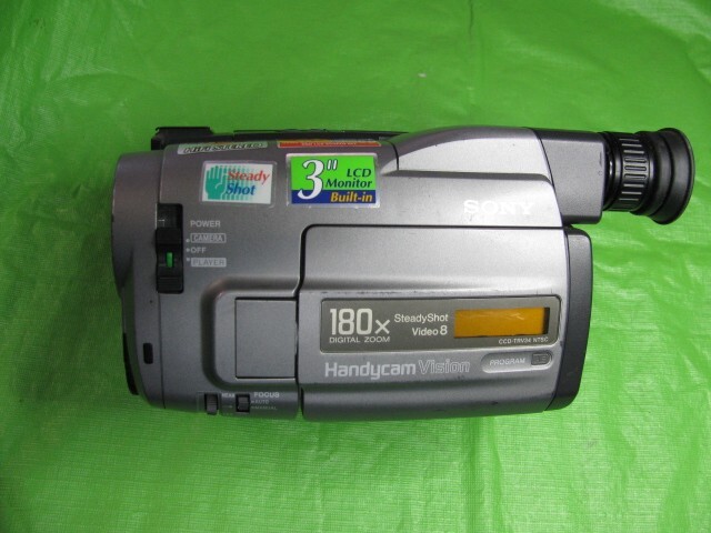 Sony CCD-TRV34 Video 8MM Analog Camcorder - Record Transfer Watch