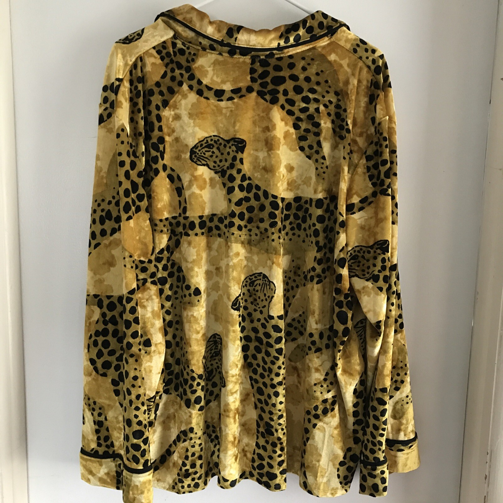 Sofia Intimates Pajama Set Leopard Print Top 3X a… - image 5