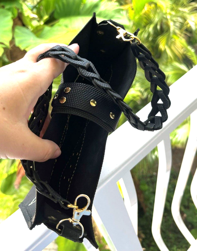 Cartera de cuero negra cosida a mano elegante por un veterinario aquí en SoFla - Imagen 4 de 5