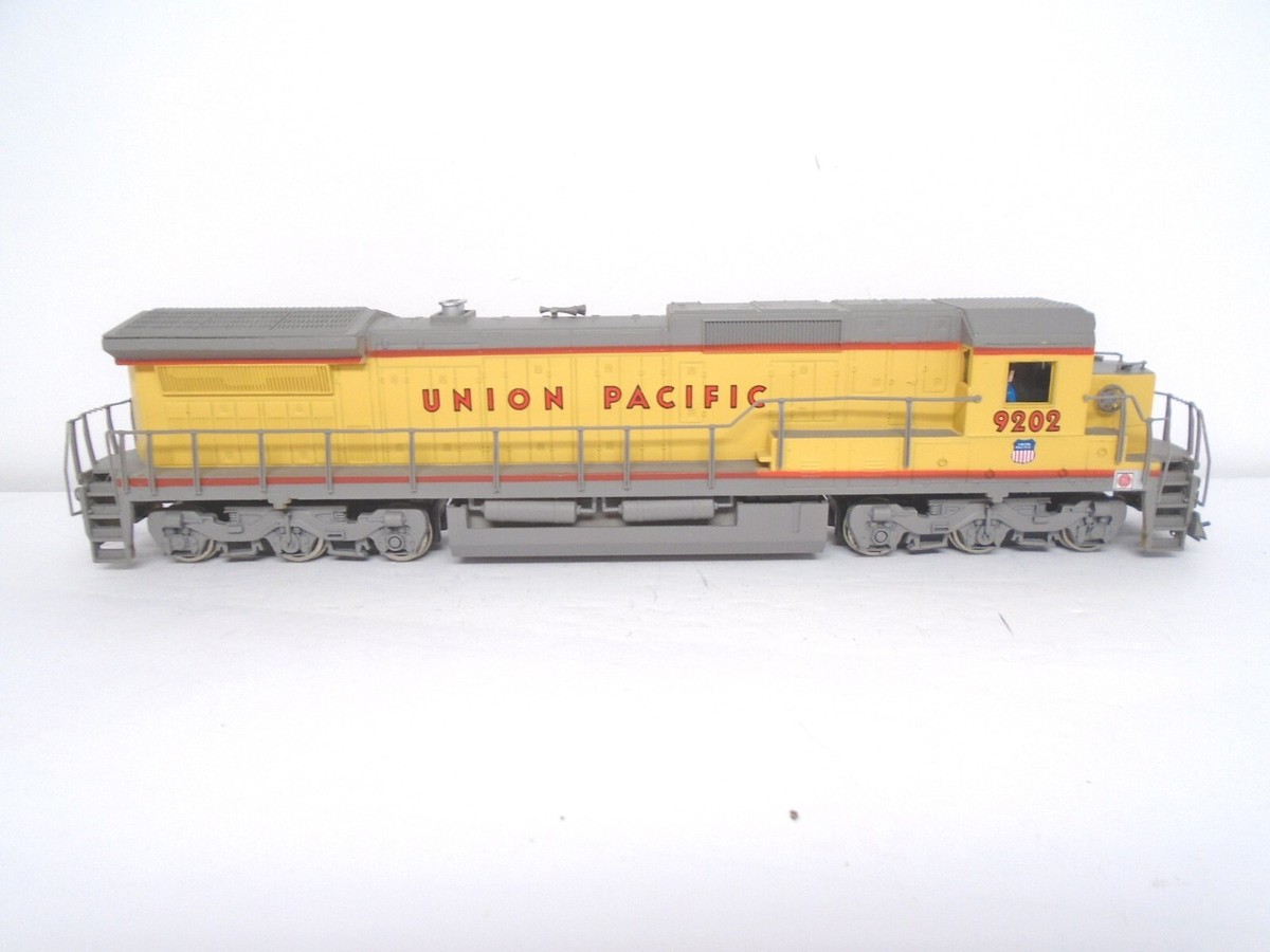 Bachmann Ho 85003, Dash 8-40C Locomotive, Union Pacific 9202