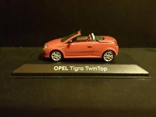 Opel Tigra TwinTop B 2004 Minichamps Diecast Vehicle in 1/43 READ 
