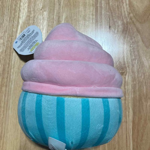 Squishmallows™ foodie squad - Diedre the cupcake 7.5" - Picture 2 of 3