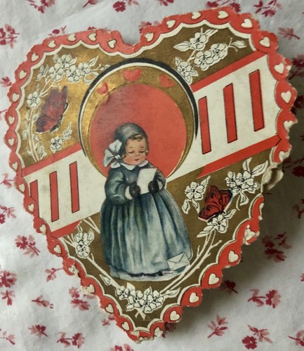 Tarjeta de San Valentín vintage de 1930 dorada en relieve corazón decoración niño mariposa ~ Whitney - Imagen 2 de 6