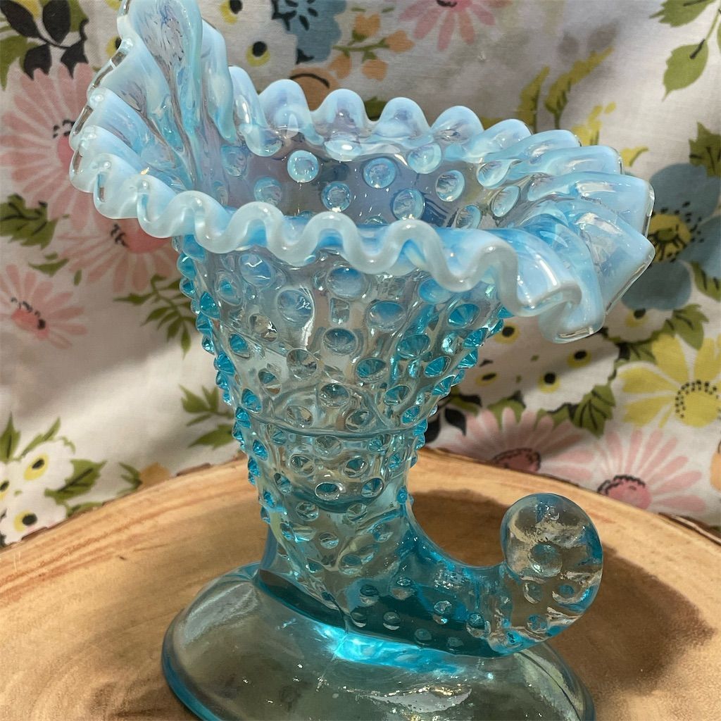 Vintage Fenton Blue Opalescent Hobnail Cornucopia Vase