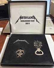 2018-19 METALLICA WORLDWIRED TOUR VIP NECKLACE, PIN and BOTTLE OPENER GIFT SET
