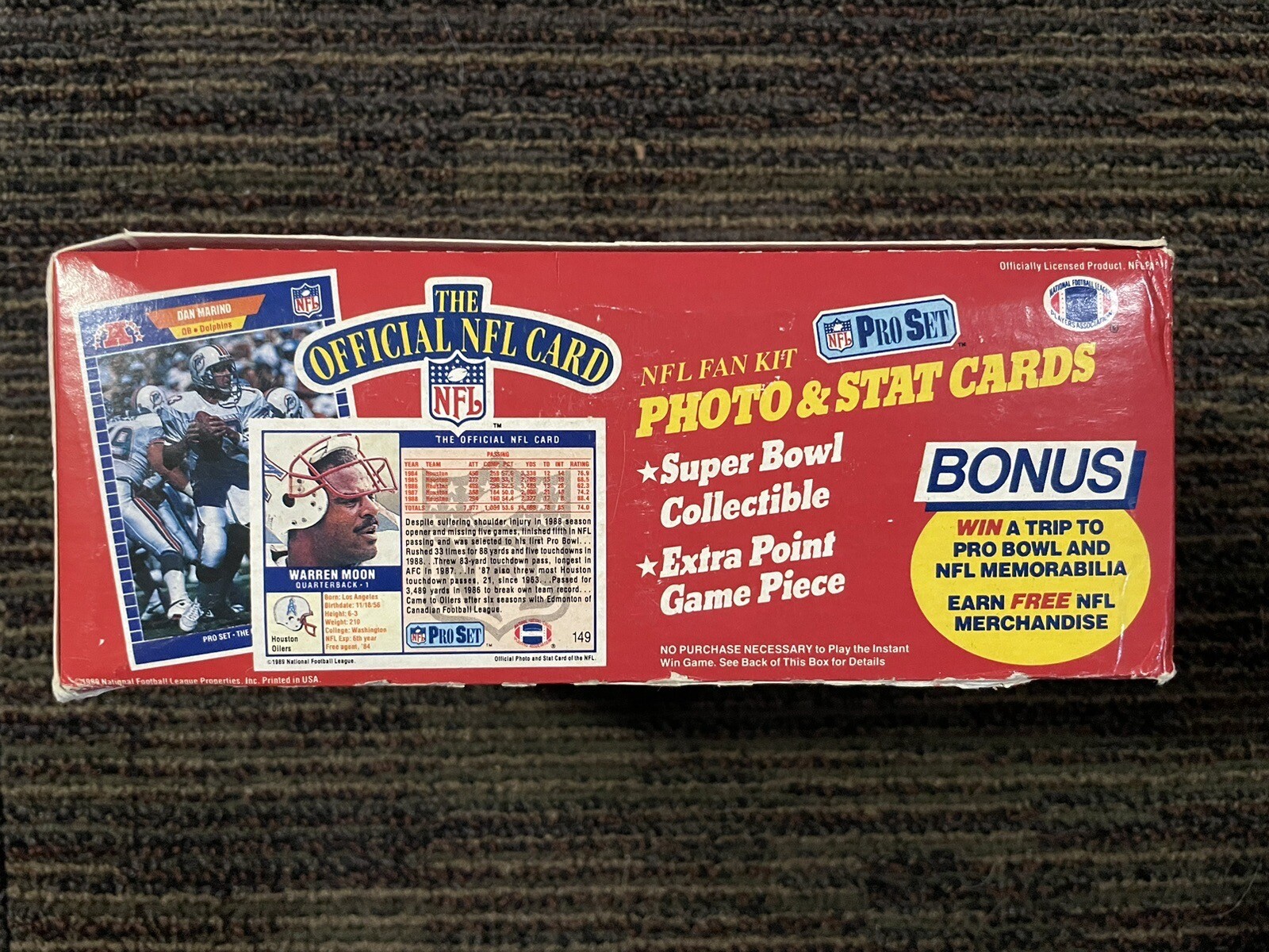 Complete With 36 Unopened Packs / 1989 Pro Set NFL Football Cards Box