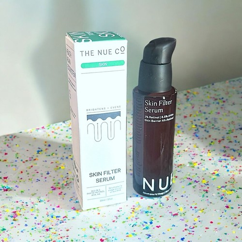 THE NUE CO Filtro de Piel Todo en 1 Fito-Retinol AHA, HA Suero 1 Fl Oz Nuevo En Caja - Imagen 8 de 20