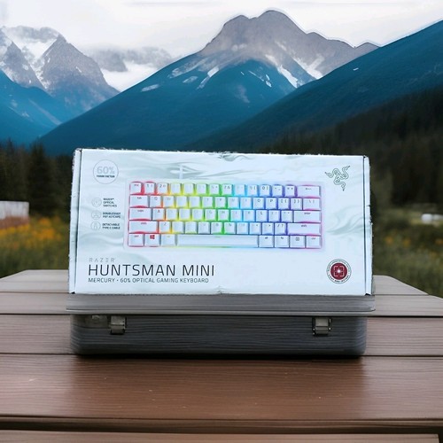 Razer Huntsman Mini 60% Gaming Keyboard Linear Optical Switches White RZ03-0339