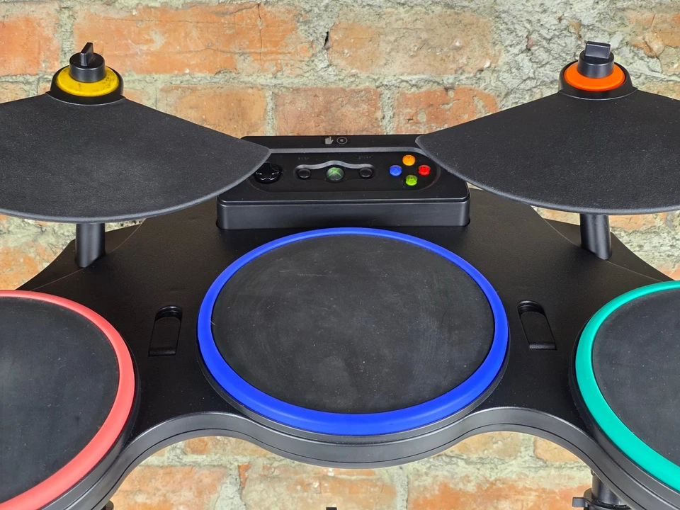 Guitar Hero World Tour Xbox 360 Wireless Drum Kit Drums Bundle Controller & Game - Image 3 of 4