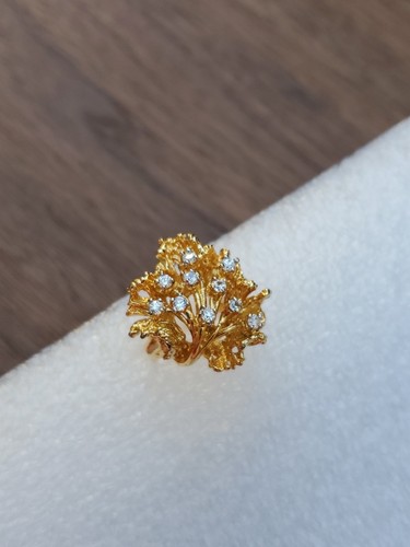 Vintage Fashion Goldtone Leaves Clear Rhinestones Ring Size 8 - Picture 9 of 13