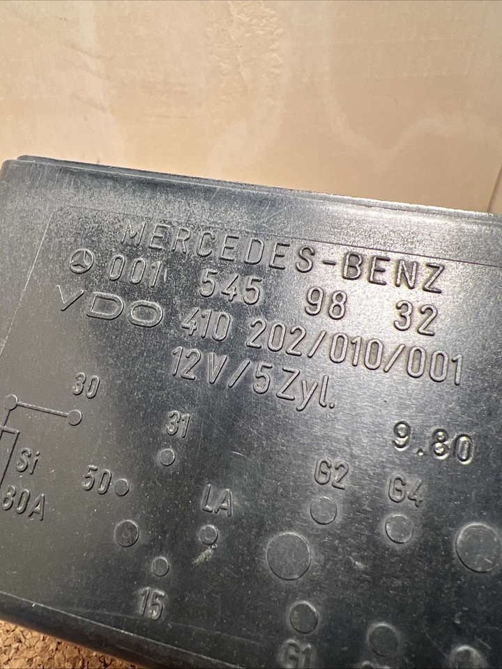 Mercedes Part#0015459832 OEM Glow Plug Relay Cover - Image 2 of 4