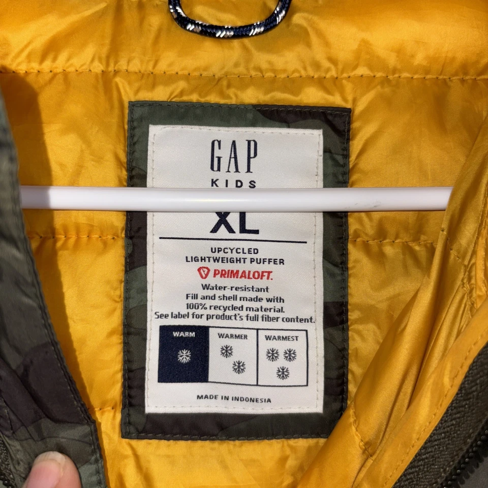 Chaqueta Abrigo GAP Puffer Niños Talla XL 12/13 Verde Camuflaje Foto 3 de 4