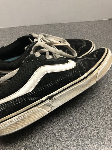 Klassische schwarze Wildleder Old Skool Vans Skateschuhe US Herren 11,5 zeigt einige Gebrauchsspuren - Bild 5 von 9