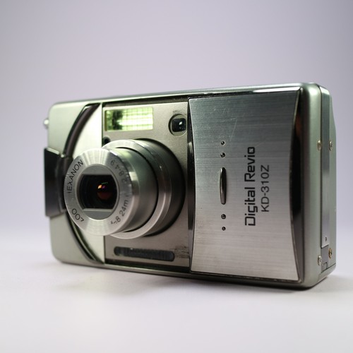 Konica Digital Camera Revio KD-310Z 3.2MP Silver Tested - Picture 2 of 8