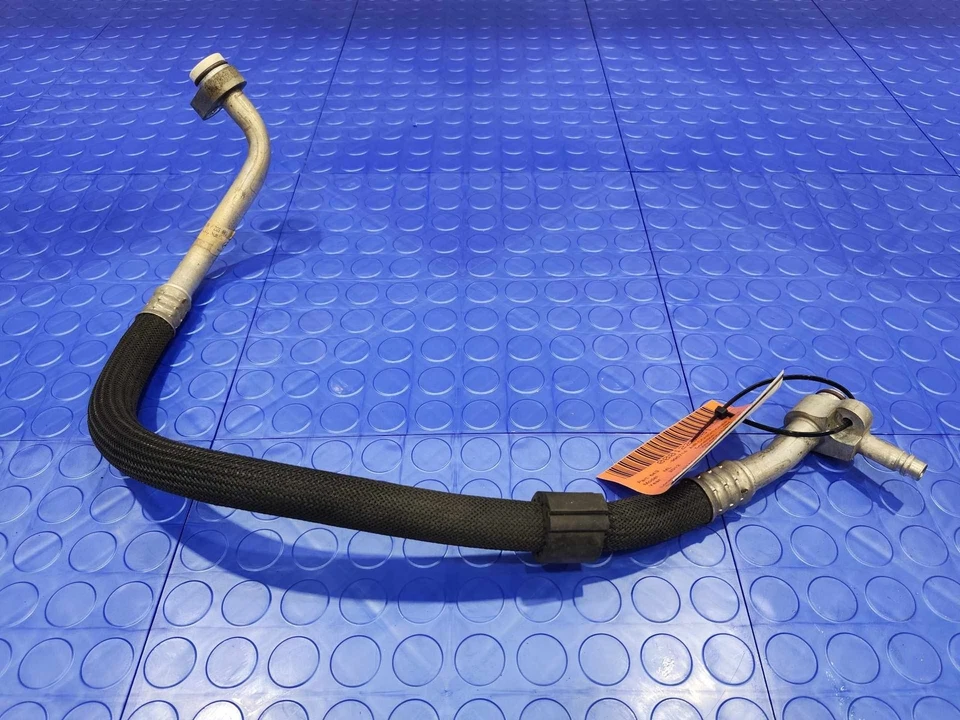 Manguera de succión de aire acondicionado 12-15 Mercedes Benz ML W166 OEM 1668309015 Foto 3 de 4