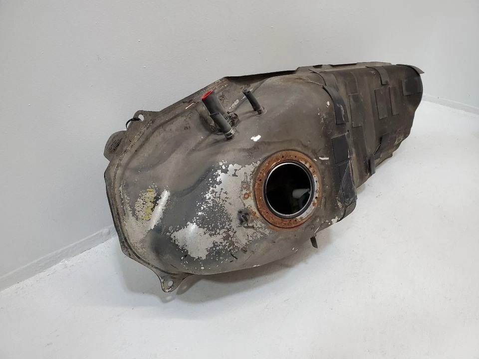 2002-2004 NISSAN PATHFINDER Fuel Tank 21.1 Gallon 172026W250 02-04       - Image 3 of 4