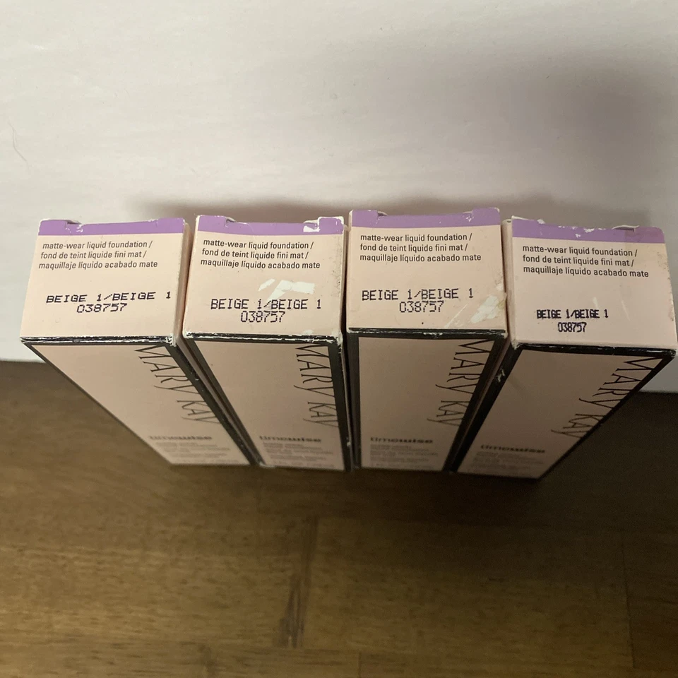 Mary Kay Timewise Matte Wear Beige 1 Liquid Foundation 1 Fl. Oz. 038757 LogtOf 4 - Image 2 of 4