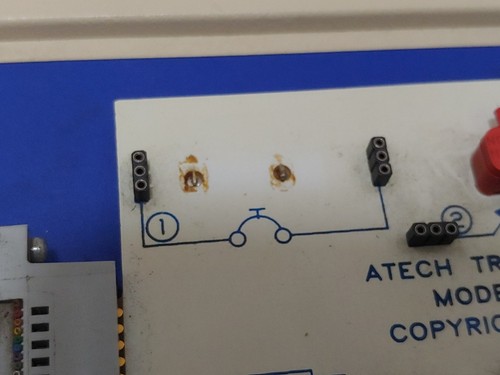 ATECH MODEL 1801 TRAINER, WITH 1810 Board (Ciruits 1 And 12 Damaged) - Picture 3 of 6