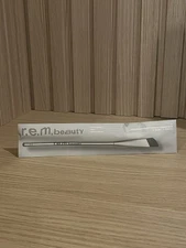 R.E.M. Beauty by Ariana Grande ~ c1 Concealer Brush ~ Never Opened