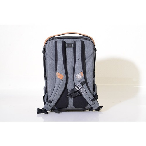 Peak Design Everyday Backpack 20L Charcoal Camera Bag For DSLR & DSLM - - Picture 3 of 6