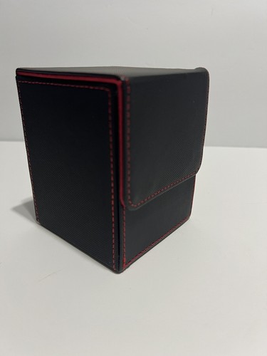 Caja de mazo de exhibición de tarjetas coleccionables con capacidad para 100+ tarjetas con soporte para tarjetas de ventana de exhibición - Imagen 2 de 11